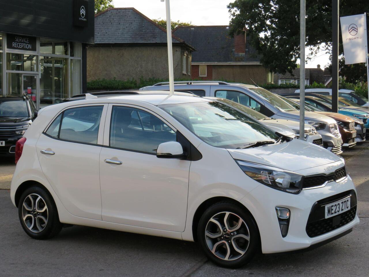 2023 KIA PICANTO